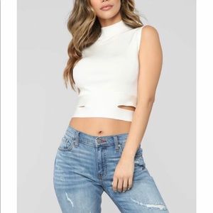 NEW ZARA CUT OUT CROP TOP
